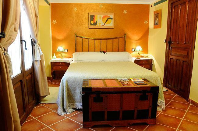 Hotel Casa De La Fuente Alcorisa Pokoj fotografie